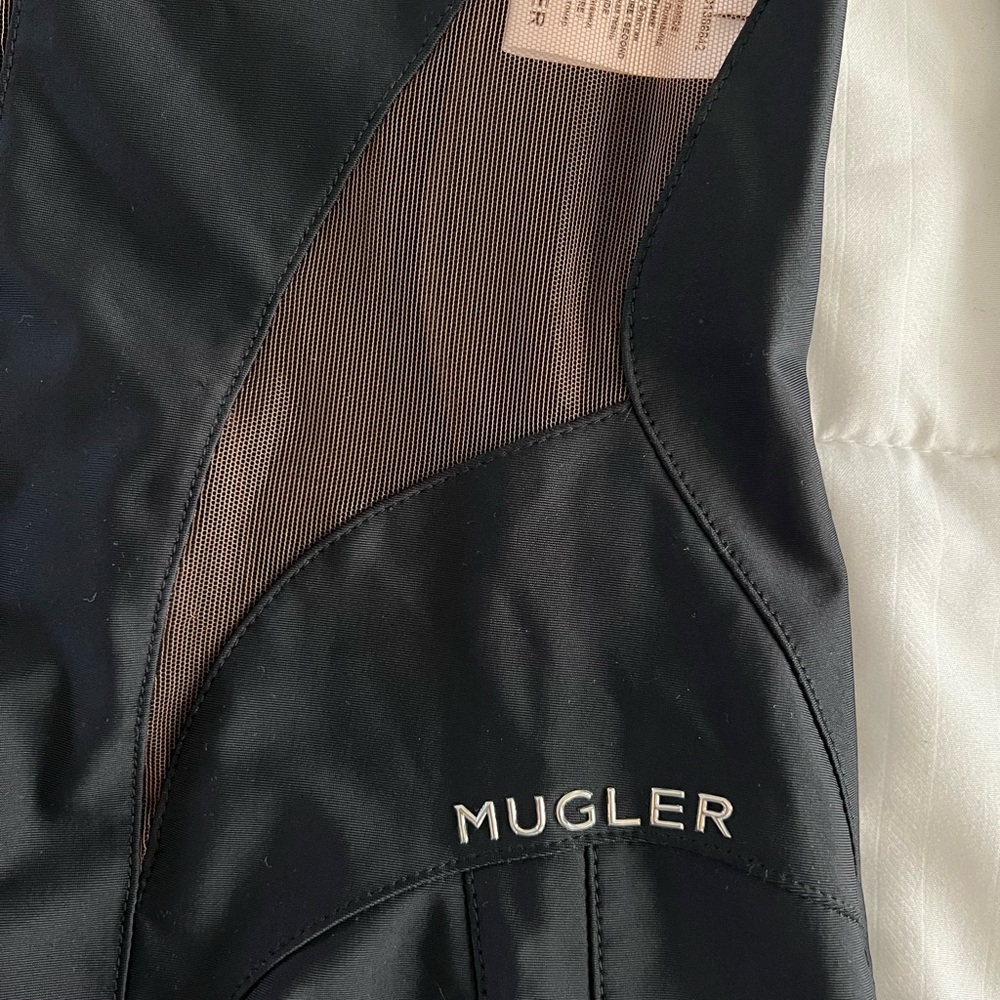 Beautiful mugler dress. Size 38, US 6